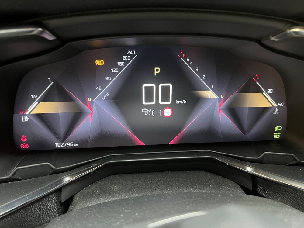 DS3 1.6 180 PERFORMANCE LINE EAT 8 BVA // SELLERIE ALCANTARA // 2019 occasion 33320 Eysines