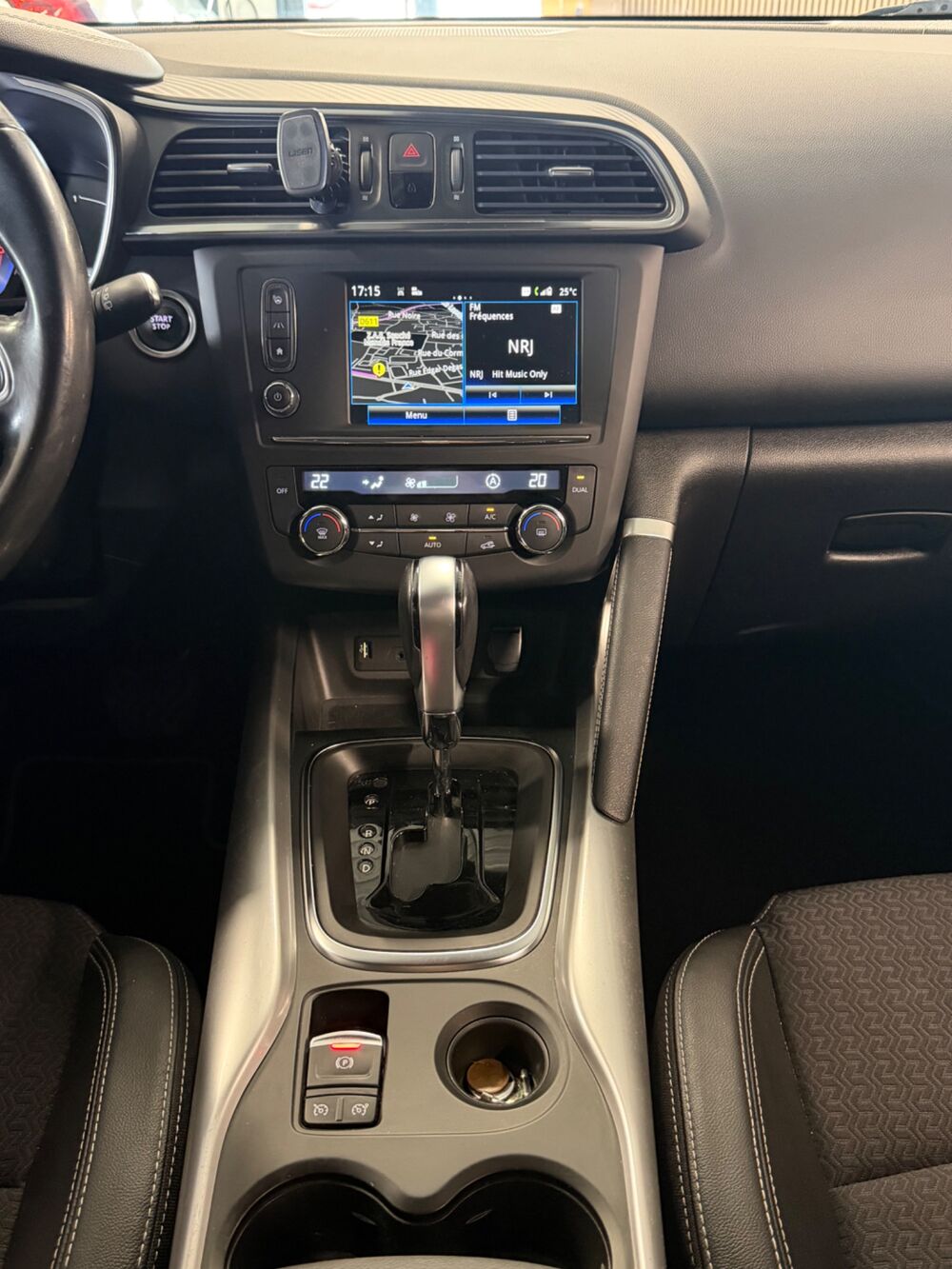 Kadjar 1.5 DCI 110 Ch INTENS - 1ERE MAIN - ATTELAGE - KIT DISTRI 2 2018 occasion 79000 Niort