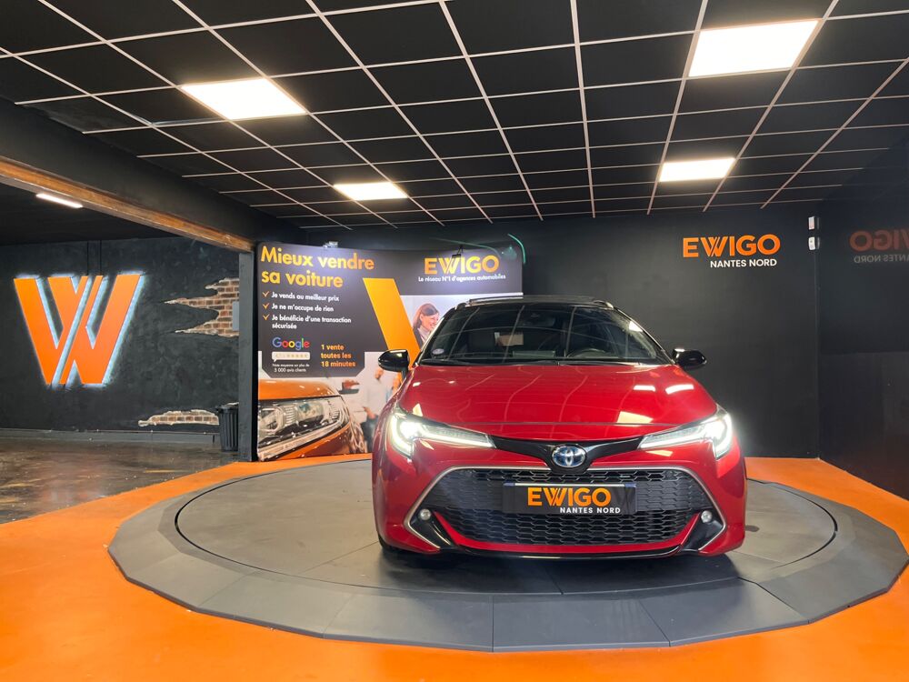 Corolla TOURING SPORTS 2.0 180H 155 HYBRID COLLECTION BVA // TOIT OU 2022 occasion 44300 Nantes