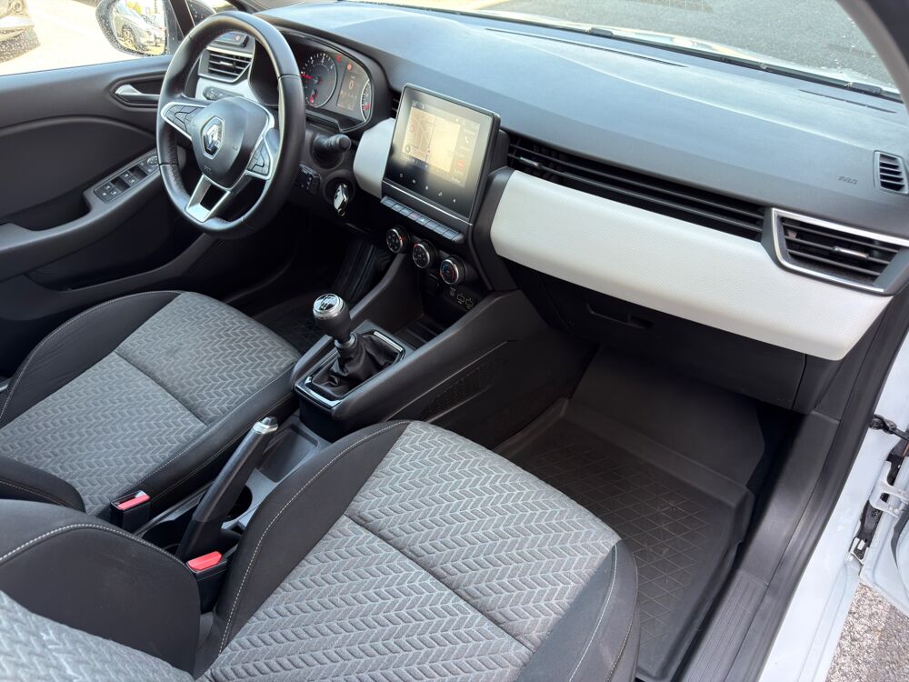 Clio V (5) SOCIETE 1.5 BLUEDCI 100 ch EVOLUTION REVERSIBLE 2023 occasion 64320 Idron