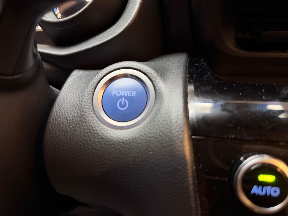 Yaris Cross 1.5 114 Ch FULL-HYBRID 0.8KWH DYNAMIC BVA / ENTRETIEN TOYOTA 2023 occasion 33320 Eysines