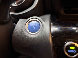Yaris Cross 1.5 114 Ch FULL-HYBRID 0.8KWH DYNAMIC BVA / ENTRETIEN TOYOTA 2023 occasion 33320 Eysines