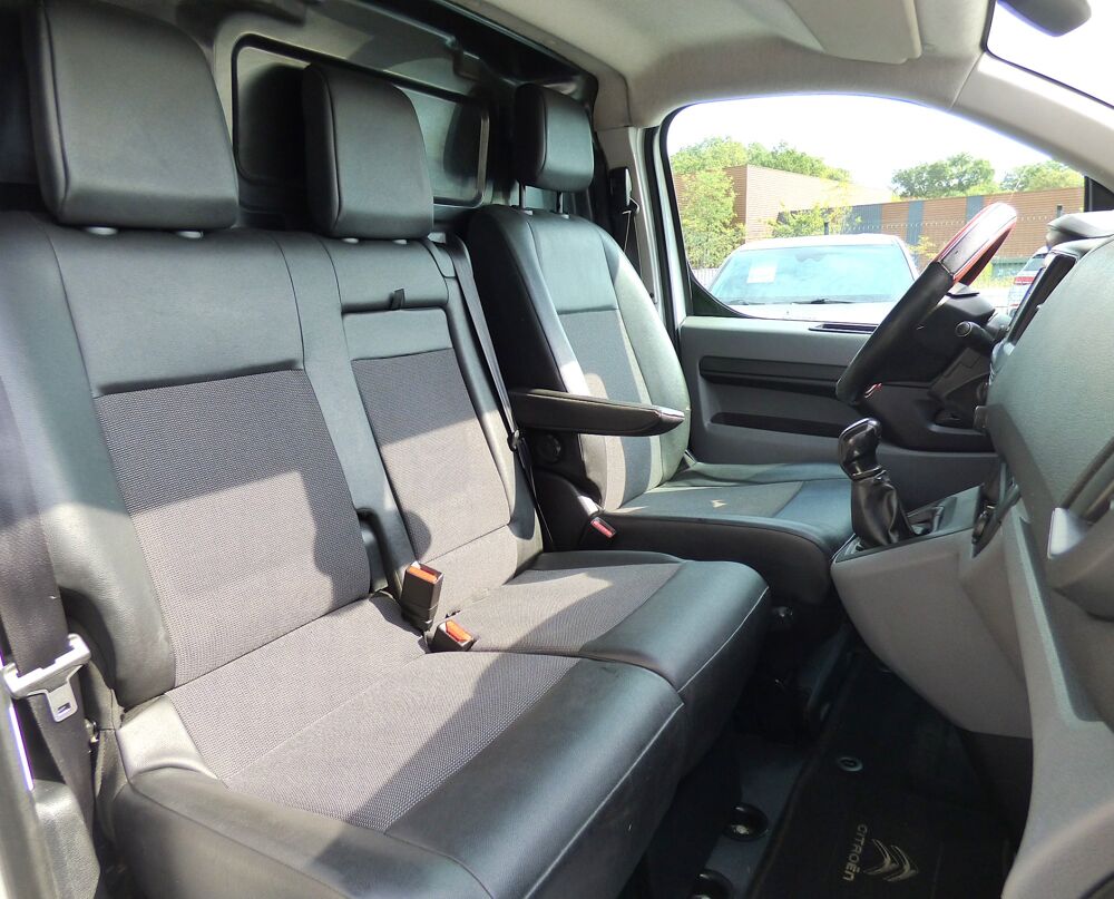 Jumpy FOURGON TAILLE M 1.6 BLUEHDi 95 CLUB + OPTIONS 2016 occasion 33210 Maz&egrave;res