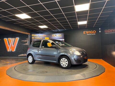Twingo 1.2 75 AUTHENTIQUE/DISTRIBUTION NEUVE & ENTRETIEN OK/ FAIBLE 2009 occasion 44300 Nantes