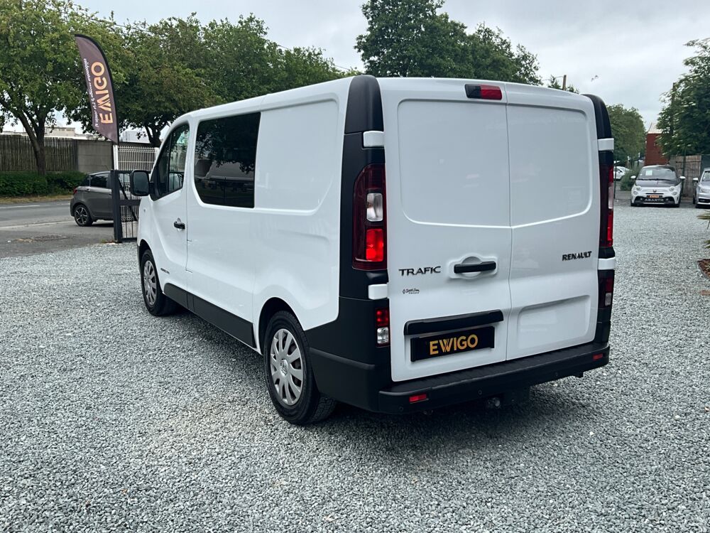 Trafic 1.6 DCI 145 CH L1H1 ENERGY / AMENAGEMENT 6 PLACES / SIEGES A 2018 occasion 17000 La Rochelle