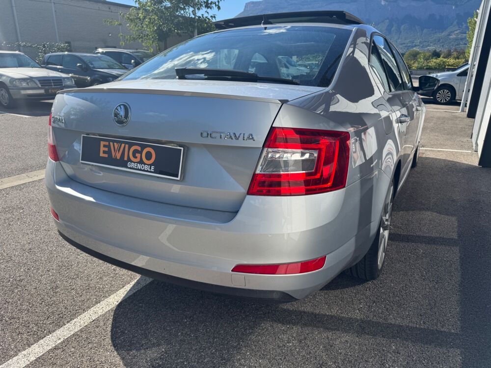 Octavia 1.8 L TSI 180ch GREENTEC ELEGANCE TOIT PANORAMIQUE OUVRANT S 2014 occasion 38420 Le Versoud