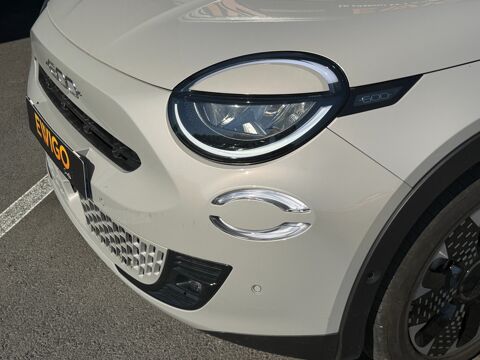 Fiat 600 ELECTRIC 155ch 54KWH LA-PRIMA BVA / SOH 95% / CARPLAY / SIEG 2024 occasion 17100 Saintes