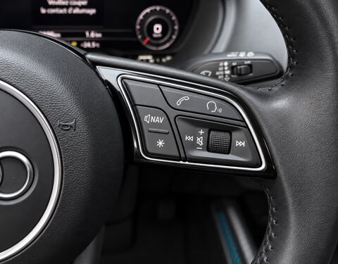 Q2 1.6 30 TDI 115Ch DESIGN LUXE S-TRONIC BVA – VIRTUAL COCKPIT 2019 occasion 33320 Eysines