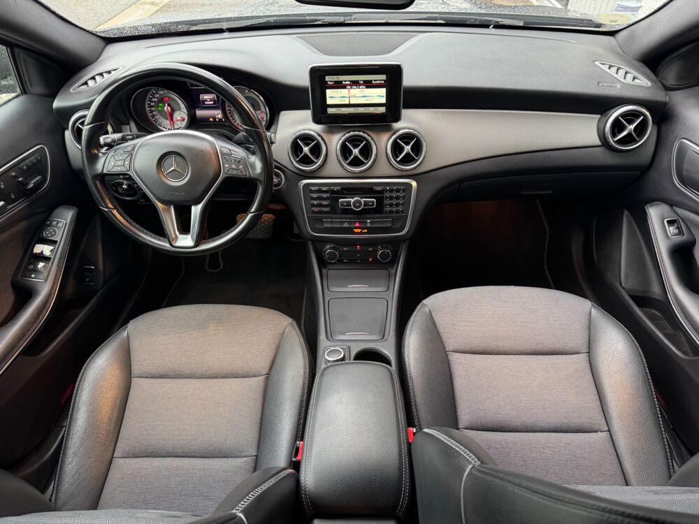 Classe GLA 2.2L 200 CDI 136ch INSPIRATION - CAMERA DE RECUL 2015 occasion 38420 Le Versoud
