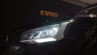 Q2 35 TFSI 150CH S-LINE / CARPLAY / S-TRONIC BVa7 2023 occasion 17430 Tonnay-Charente