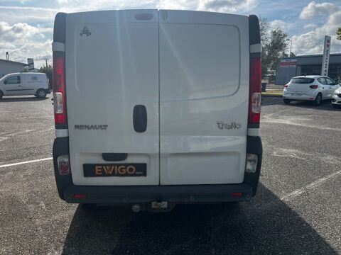 Trafic FOURGON 2.5 DCI 145 CH L2H1 EXTRA BVA / DISTRIBUTION FAITE 2010 occasion 47000 Agen