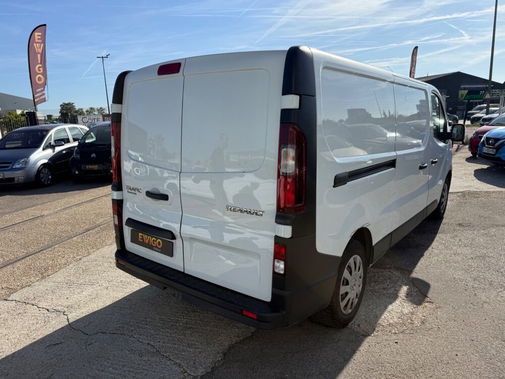 Trafic FOURGON 1.6 DCI 125CH 1T0 L1H1 ENERGY CONFORT - GPS - CLIMAT 2018 occasion 27000 &Eacute;vreux
