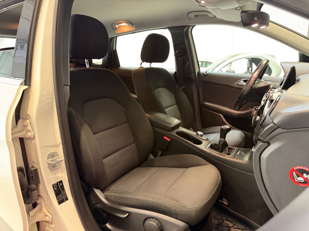 Classe B 200 CDI 136ch BUSINESS - SUIVI 100% MERCEDES 2013 occasion 37100 Tours
