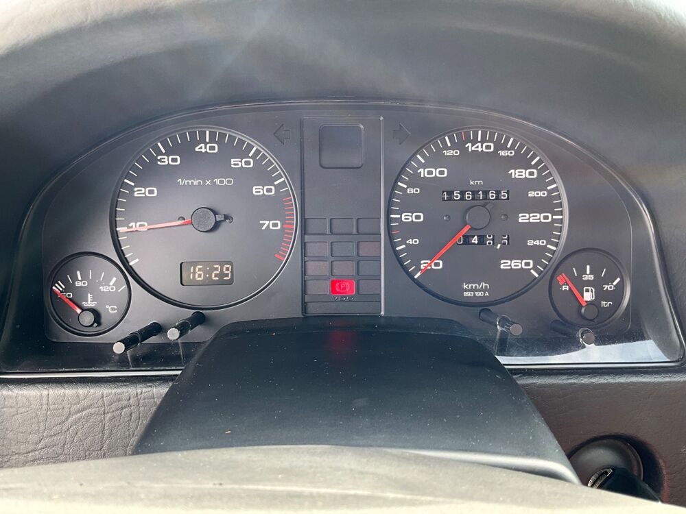 A4 AUDI 90 2.2 136CH / 5 CYLINDRES / FACTURES D'ENTRETIENS / AU 1989 occasion 17000 La Rochelle