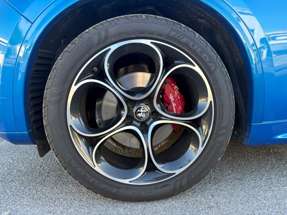 Stelvio 2.2 D 210 CH VELOCE Q4 BVA / SUIVI ALFA / CAMERA / TOIT OUVR 2021 occasion 40000 Mont-de-Marsan