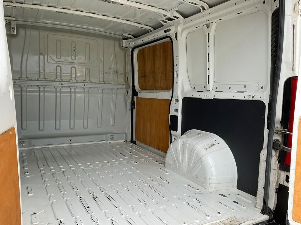 Boxer FOURGON 330 2.0 HDI 110 L1H1 PACK PREMIUM 2019 occasion 78410 Flins-sur-Seine