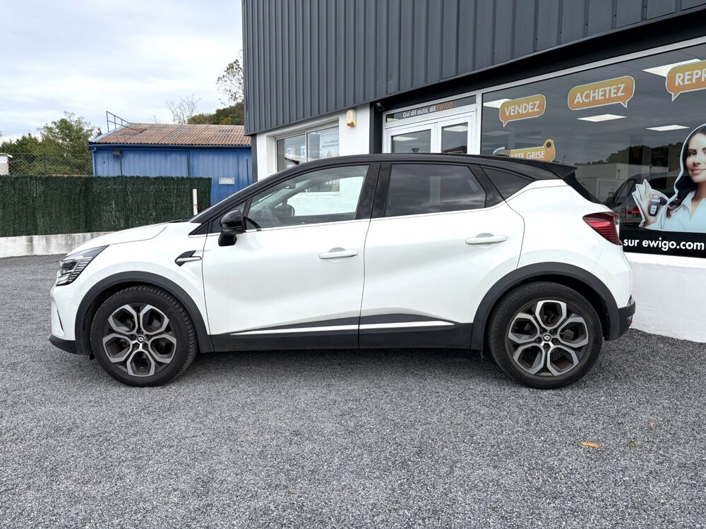 Captur 1.6 E-Tech full hybrid 145ch Techno / Entretien Constructeur 2022 occasion 64122 Urrugne