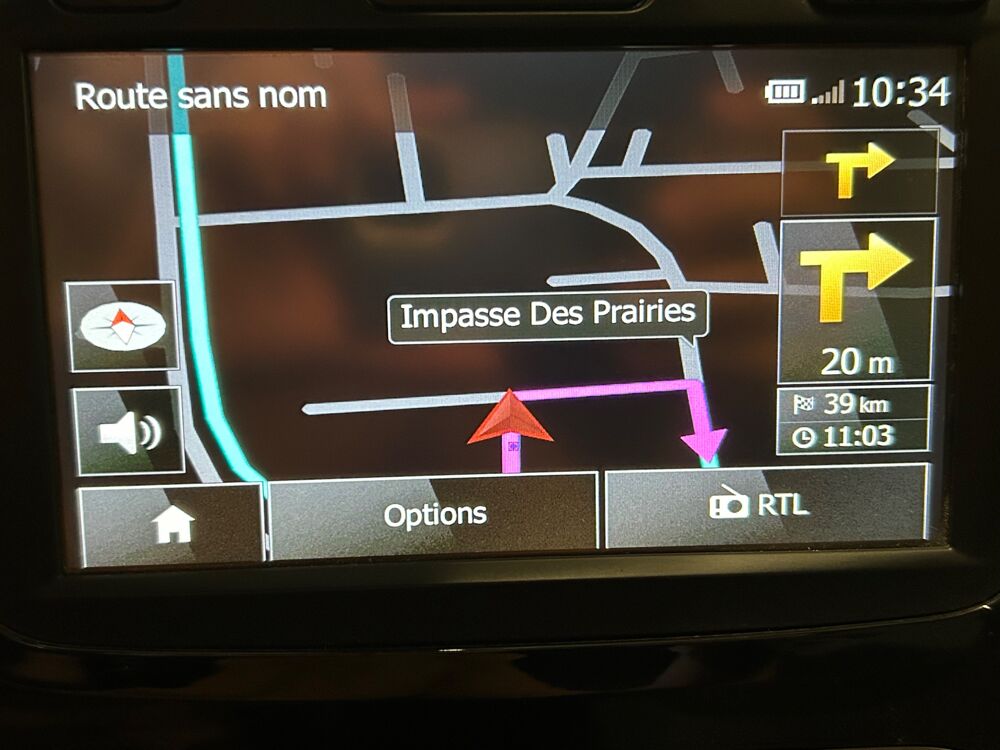 Captur 0.9 TCE 90 CH INTENS - 1ERE MAIN- ENTRETIEN COMPLET 2015 occasion 69400 Arnas