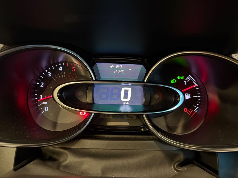 Clio 1.5 DCI 90CH ENERGY LIMITED- PREMIERE MAIN- ENTRETIEN COMPLE 2019 occasion 69400 Arnas