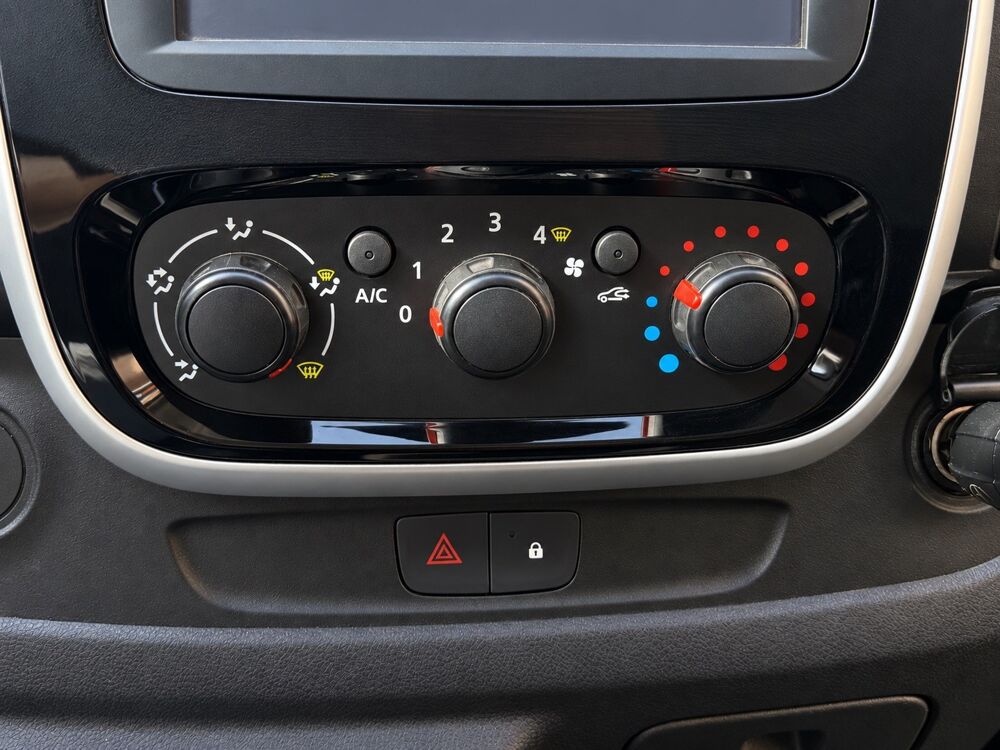 Trafic FOURGON 1.6 DCI 120 1T0 L1H1 CONFORT 2019 occasion 13009 Marseille