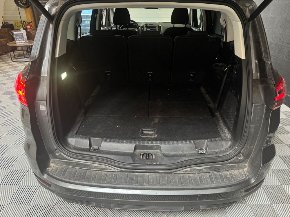 S-MAX 2.0 TDCI 150CH TITANIUM ENTRETIEN CONSTRUCTEUR/CAMERA DE REC 2015 occasion 78125 Gazeran