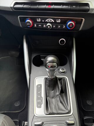 Q2 1.4 TFSI COD 150 BUSINESS LINE S-TRONIC BVA - CLIMATISATION 2017 occasion 76150 Saint-Jean-du-Cardonnay