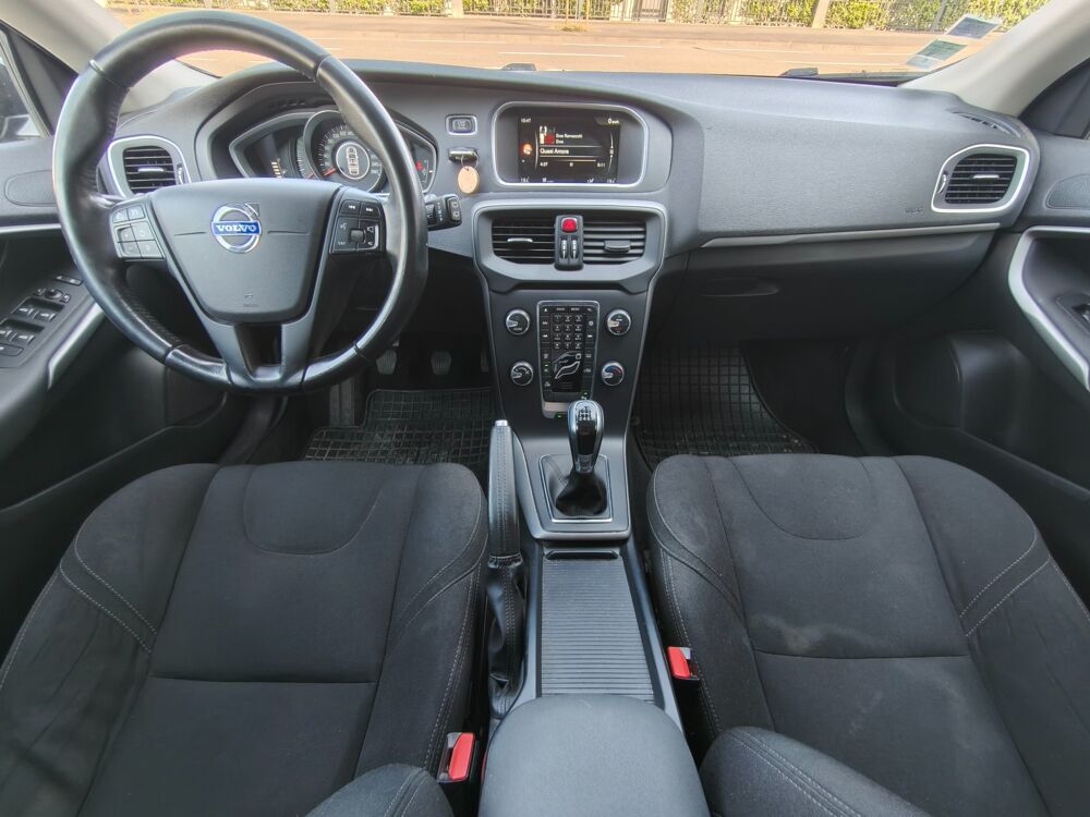 V40 2.0 d2 120 CH KINETIC / COURROIE OK / GPS / RADAR RECUL 2015 occasion 40000 Mont-de-Marsan