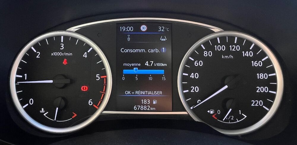 Micra 1.5 dci 90 TEKNA + CAM&Eacute;RA + CARPLAY + R&Eacute;GULATEUR + LINE ASSI 2019 occasion 54000 Nancy