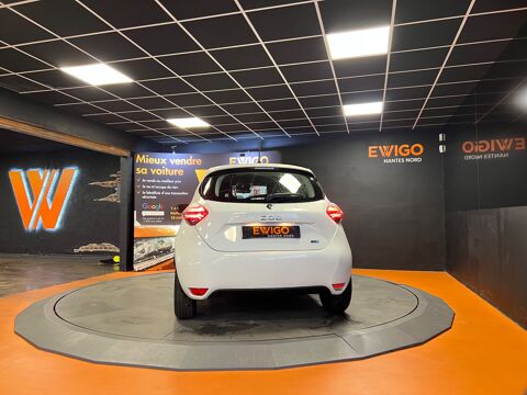 Zo&eacute; R135 E-TECH ZE 52KWH ACHAT-INTEGRAL EQUILIBRE BVA // APPLE C 2022 occasion 44300 Nantes
