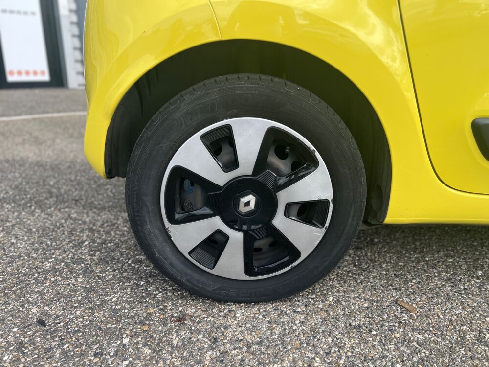 Twingo 1.0 SCE 70 CH ZEN / 1ERE MAIN + ENTRETIEN CONSTRUCTEUR 2015 occasion 47000 Agen