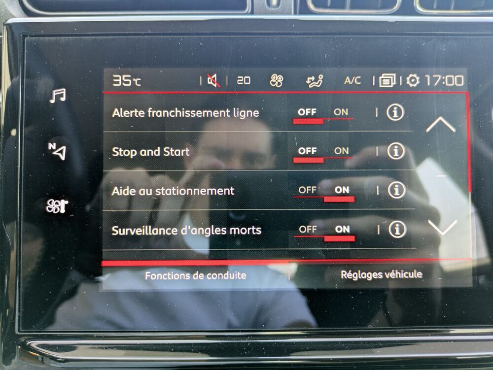 C3 GENERATION-III 1.2 PURETECH 80 SHINE / CAMERA DE RECULE / CA 2023 occasion 69420 Ampuis