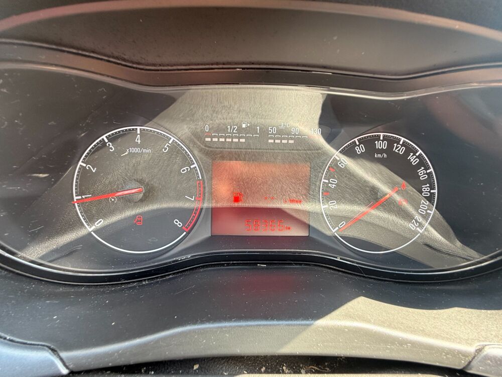 Corsa 1.2 70 CH - ACTIVE - CHA&Icirc;NE DE DISTRIBUTION 2019 occasion 26000 Valence