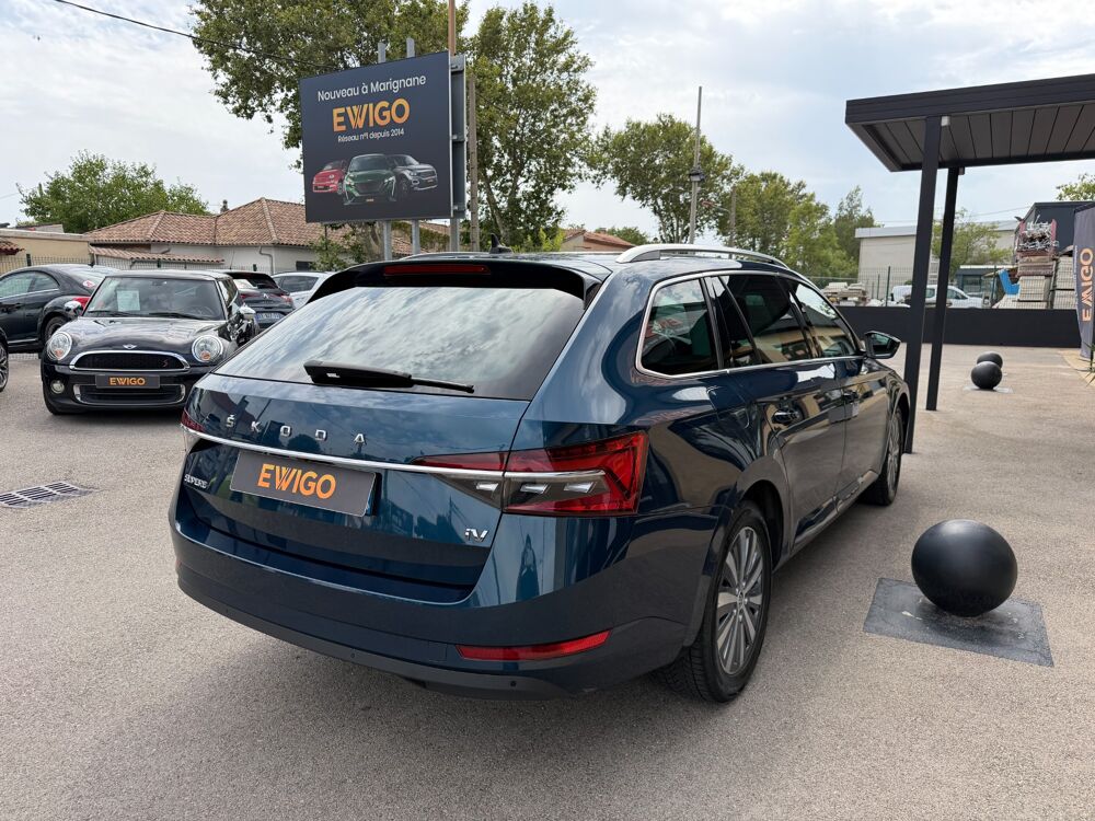 Superb COMBI 1.4 TSI IV 218CH PHEV STYLE DSG BVA 2021 occasion 13700 Marignane