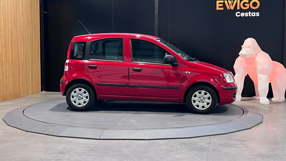 Panda DYNAMIC 1.2 70 TEINTE ROUGE - CLIMATISATION - DISTRIBUTION 0 2011 occasion 33610 Cestas