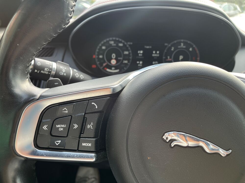 E-PACE 2.0 D150 150CH R-DYNAMIC CHEQUERED FLAG AWD BVA / CARPLAY 2019 occasion 47000 Agen