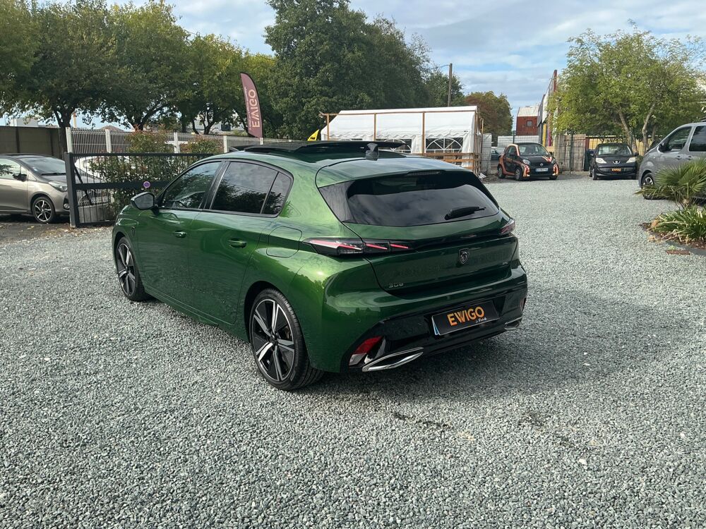 308 GENERATION-III 1.6 225H 180 CH HYBRID PHEV 12.4KWH GT PACK E 2022 occasion 17000 La Rochelle