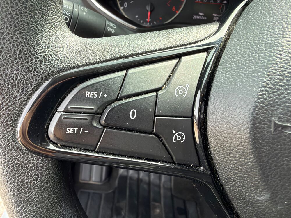 Clio V SOCIETE 2 PLACES 1.5 BLUEDCI 85CH - CARPLAY - REGULATEUR L 2020 occasion 27000 &Eacute;vreux