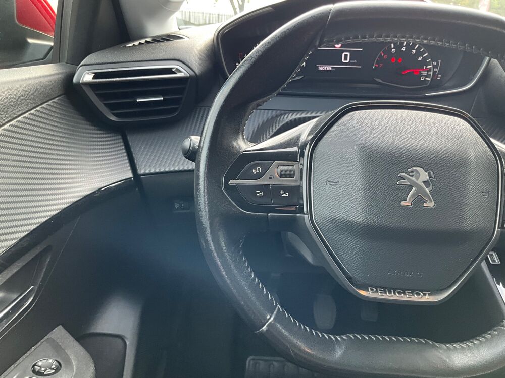208 GENERATION-II 1.5 BLUEHDI 100 ch ACTIVE BUSINESS / CARPLAY / 2021 occasion 17000 La Rochelle