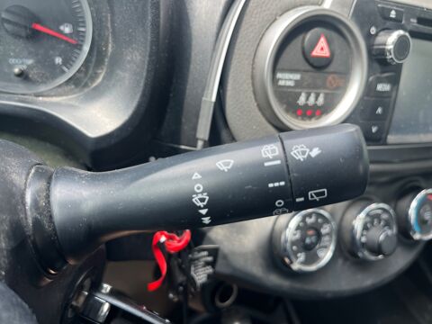 Yaris 1.4L D4D 90ch + CAMERA DE RECUL / GPS / CLIM 2012 occasion 38420 Le Versoud