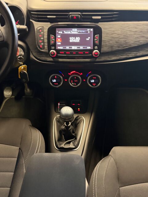 Giulietta 1.6 JTDM 120 Ch BUSINESS START-STOP 2017 occasion 24750 Tr&eacute;lissac