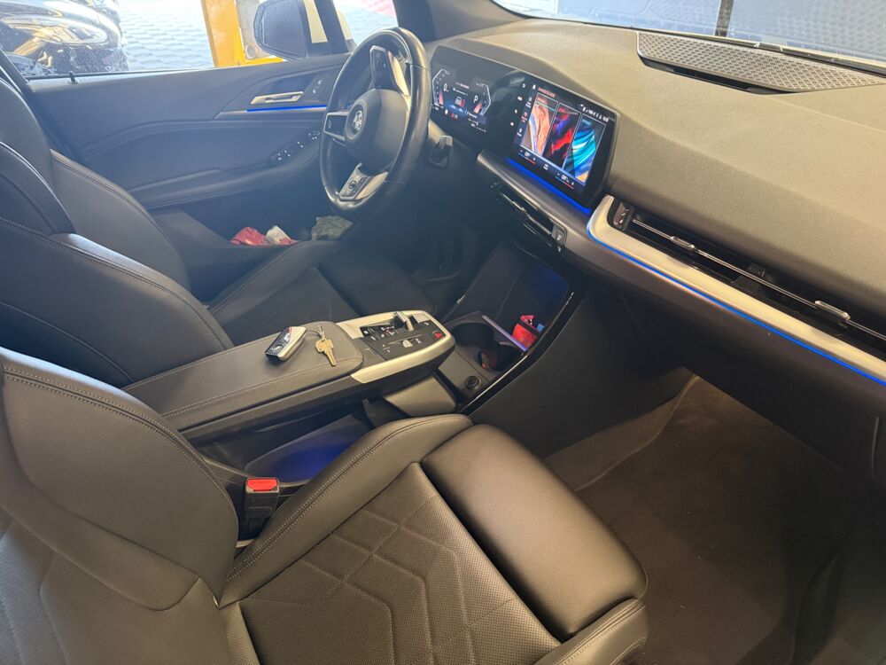 Serie 2 ACTIVE-TOURER 2.0 218D 150 CH M-SPORT BVA 2023 occasion 69400 Arnas