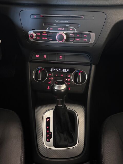 Q3 1.4 COD TFSI 150 Ch AMBIENTE S-TRONIC BVA 2016 occasion 79000 Niort
