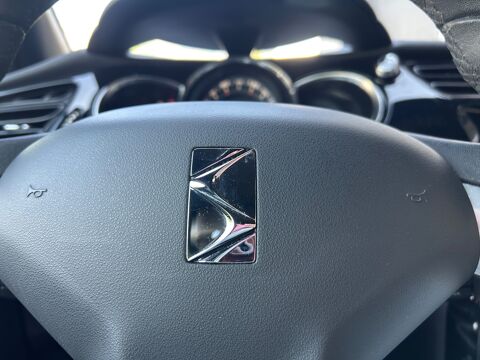 DS3 1.2 L VTI 80ch CHIC CAMERA DE RECUL SI&Egrave;GES CHAUFFANTS AV 2014 occasion 38420 Le Versoud