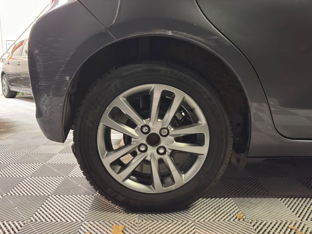 Yaris 1.3 VVTI 100ch DYNAMIC BVM REGULATEUR DE VITESSE/ CAMERA DE 2014 occasion 78125 Gazeran