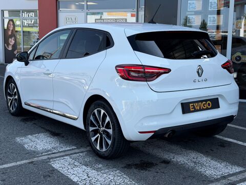 Clio V (5) SOCIETE 1.5 BLUEDCI 100 ch EVOLUTION REVERSIBLE 2023 occasion 64320 Idron