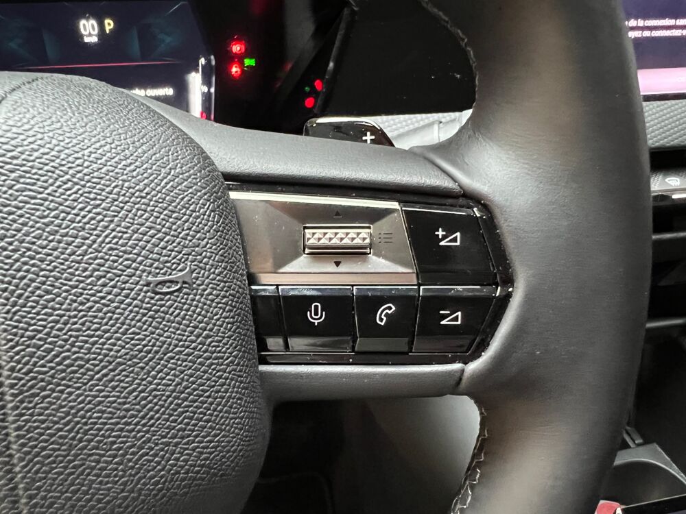 DS4 RIVOLI 1.2L 130ch EAT8 | FULL OPTIONS | CAM&Eacute;RA 360&deg; | SI&Egrave;GES 2023 occasion 33320 Eysines
