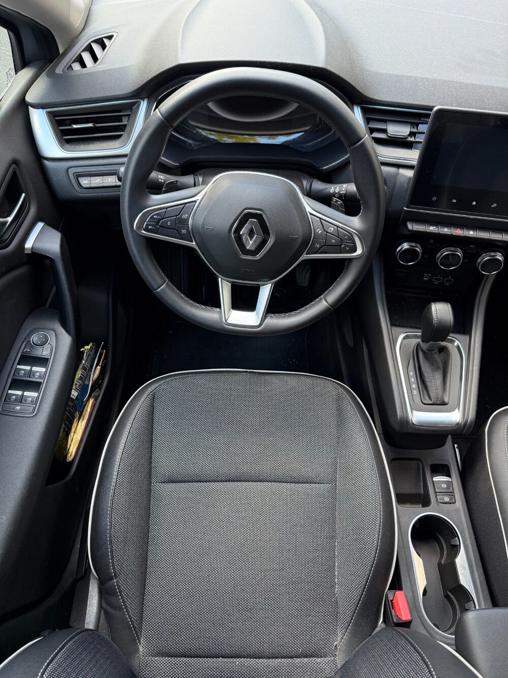 Captur 1.3 TCE 160 ch MICRO-HYBRID 160 HYBRID INTENS EDC 2022 occasion 94170 Le Perreux-sur-Marne