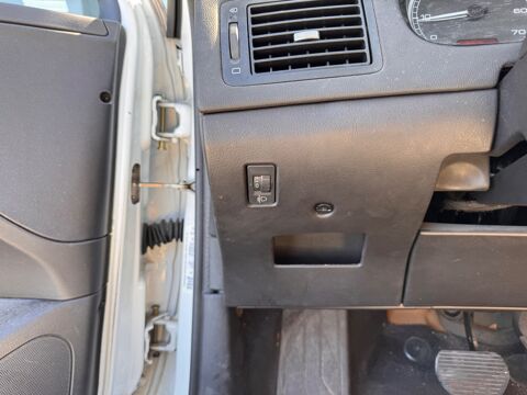 307 1.6 110 CH CONFORT BVA / ENTRETIEN A JOUR / PARE-CHOCS-NEUF 2002 occasion 26000 Valence