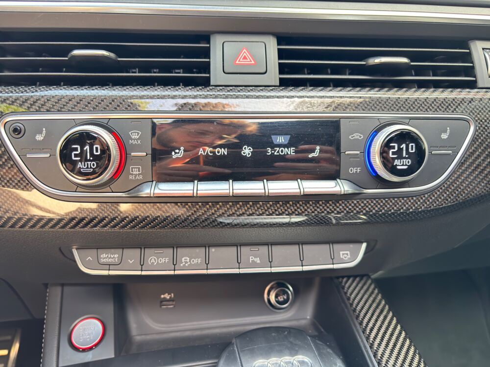 RS4 AVANT 2.9 TFSI 450 CARBON EDITION QUATTRO TIPTRONIC BVA - 2 2018 occasion 69150 D&eacute;cines-Charpieu