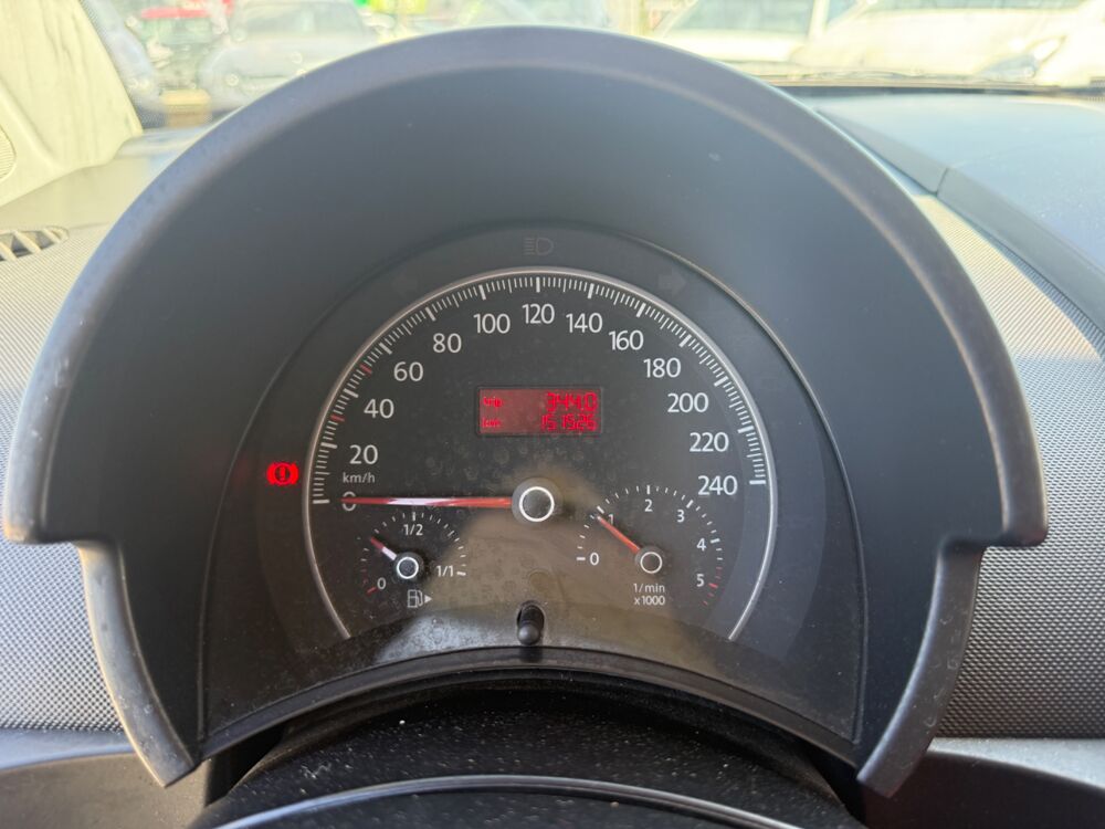 Beetle 1.9 TDI 105Ch - CLIMATISATION - RADIO - INTERIEUR CUIR 2011 occasion 27000 &Eacute;vreux